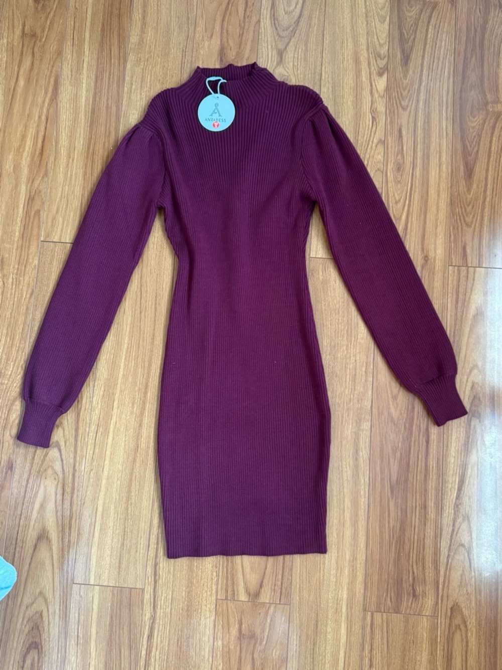 Women’s burgundy long sleeve sweater dress